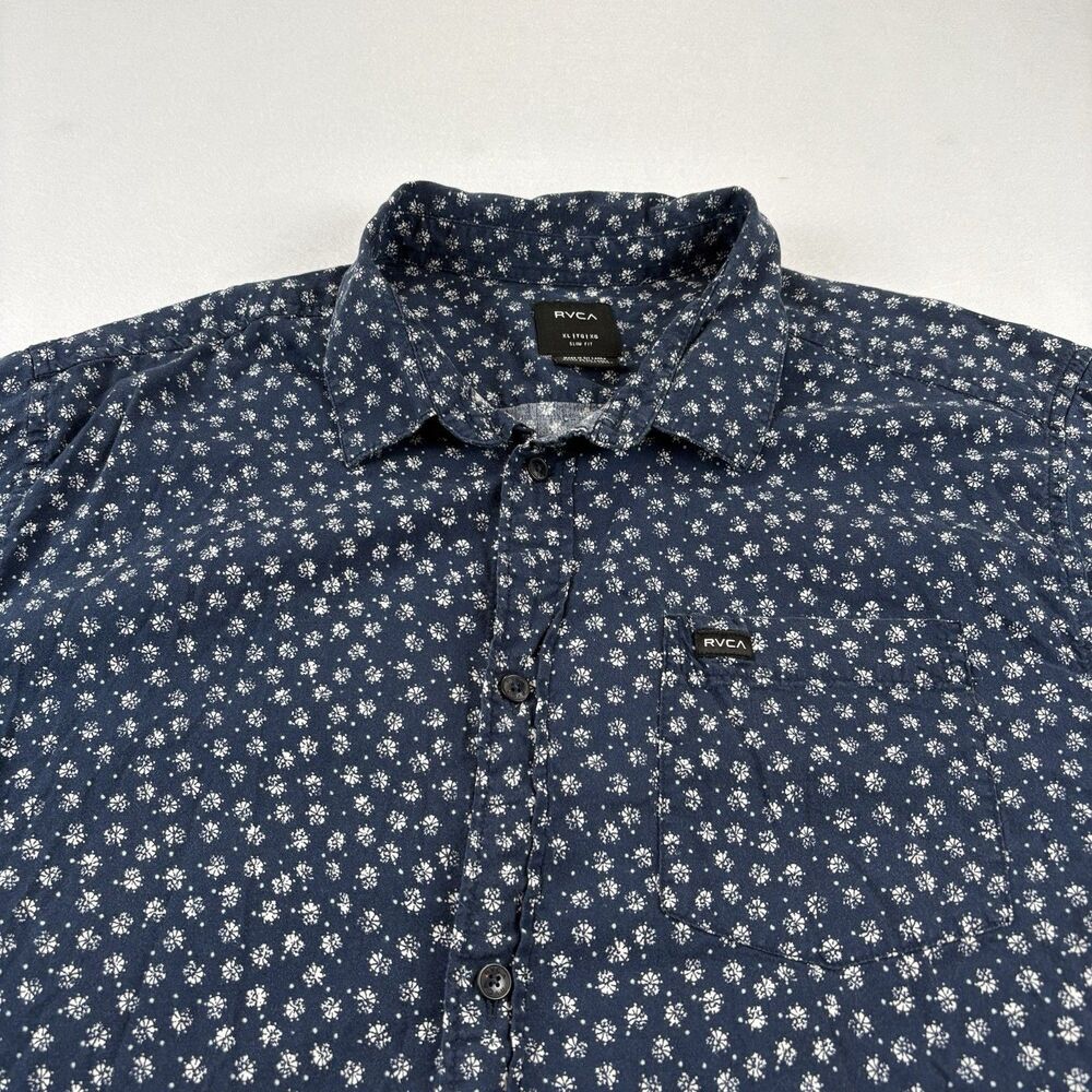 RVCA All Over Print Button Up Shirt Mens XL Slim Fit Blue Short Sleeve